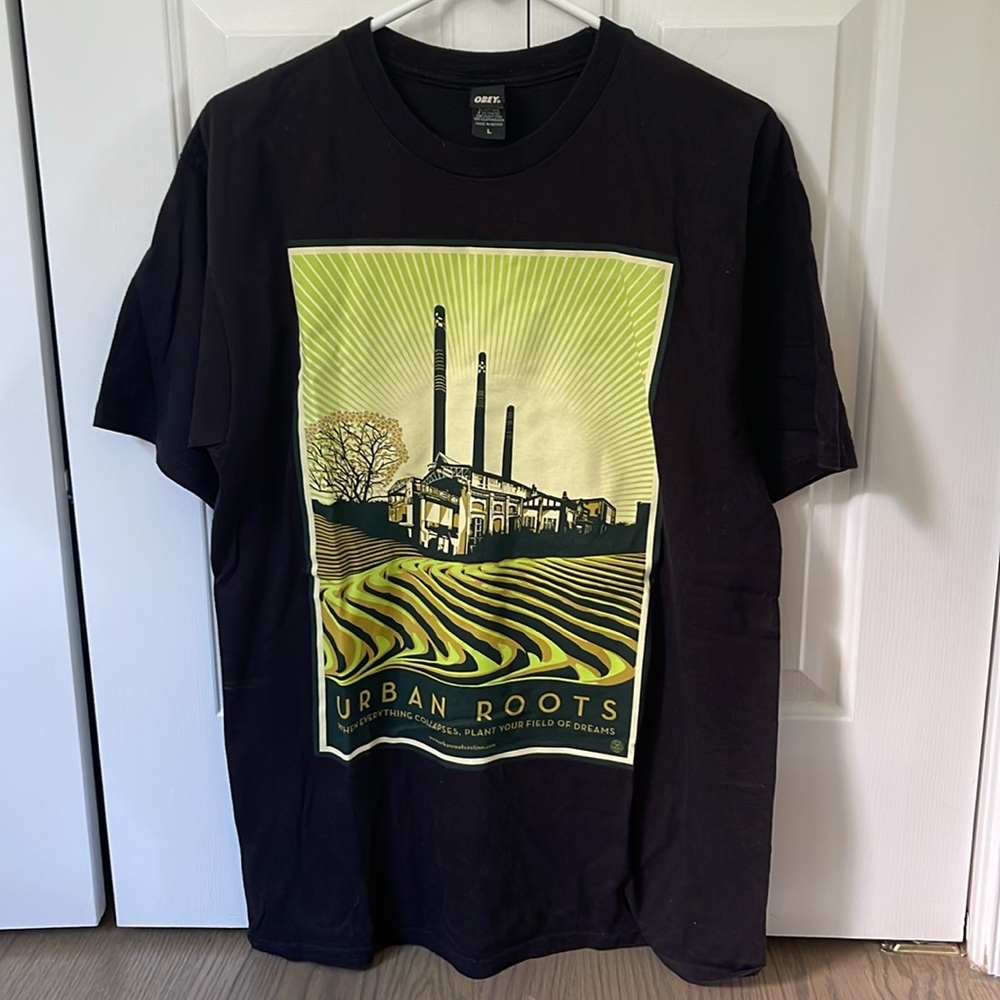 OBEY Large Men’s Graphic T-Shirt